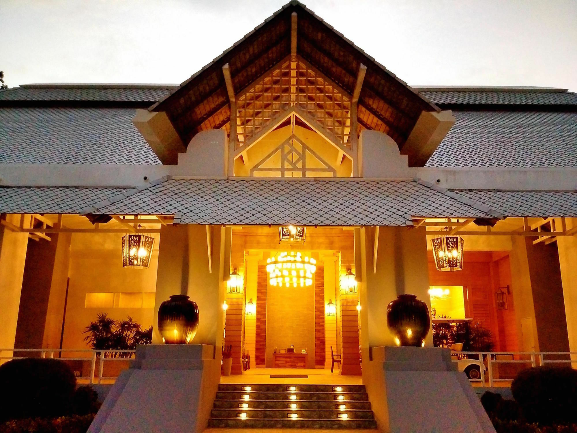 Vivo Bene Village Doi Saket Exterior foto